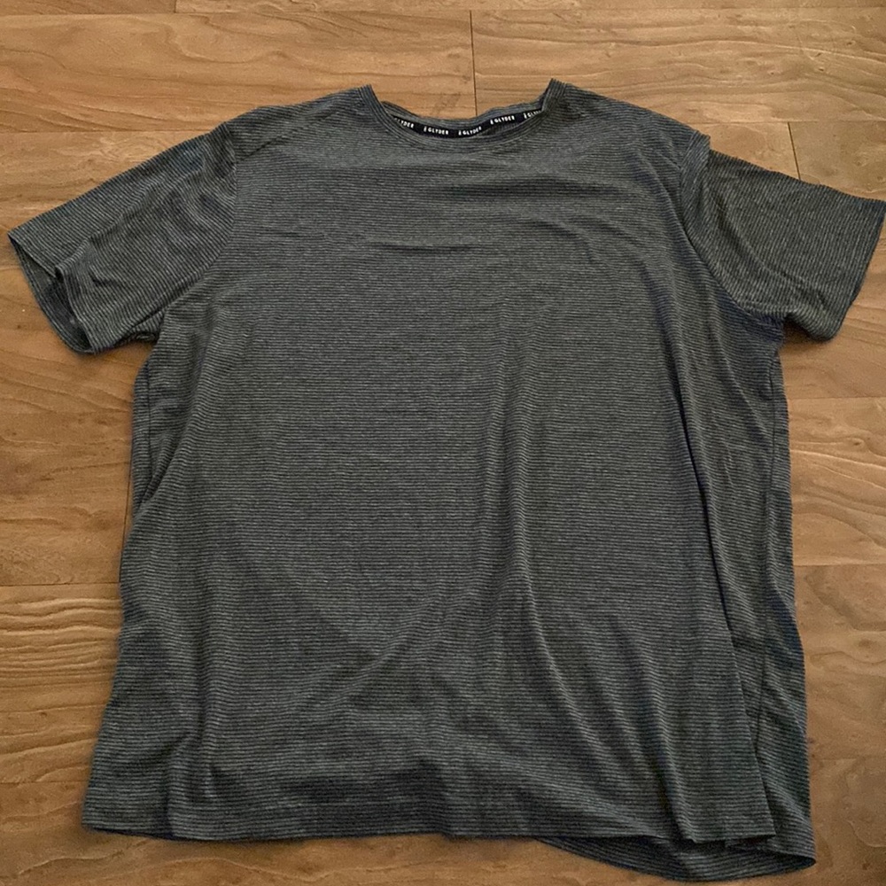 Size L Glyder Yoga T.